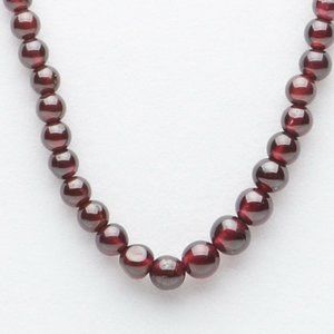 Delicate Garnet Bead Necklace - Vintage